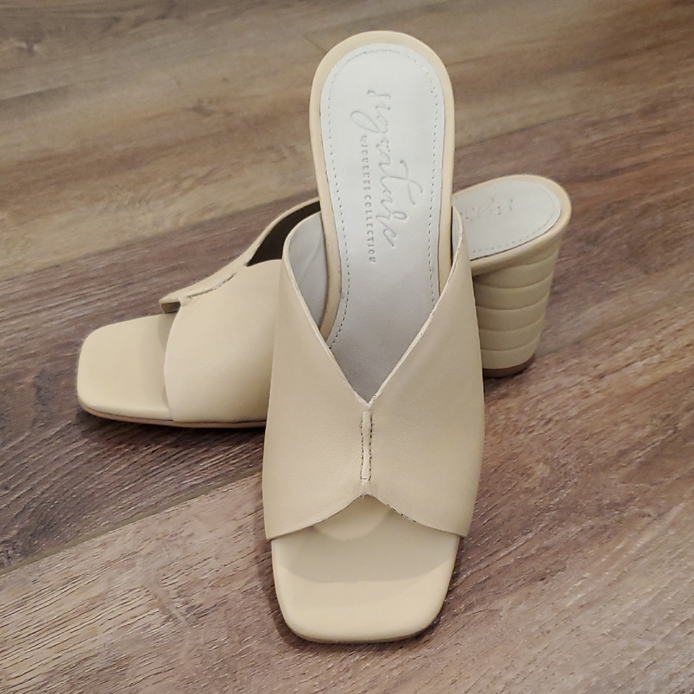 Journee Signature - Elegant Beige Leather Women's Heeled Mules Sz: 6.5